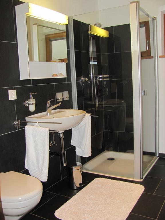 Ferienwohnung Caviezel Tschlin Dış mekan fotoğraf